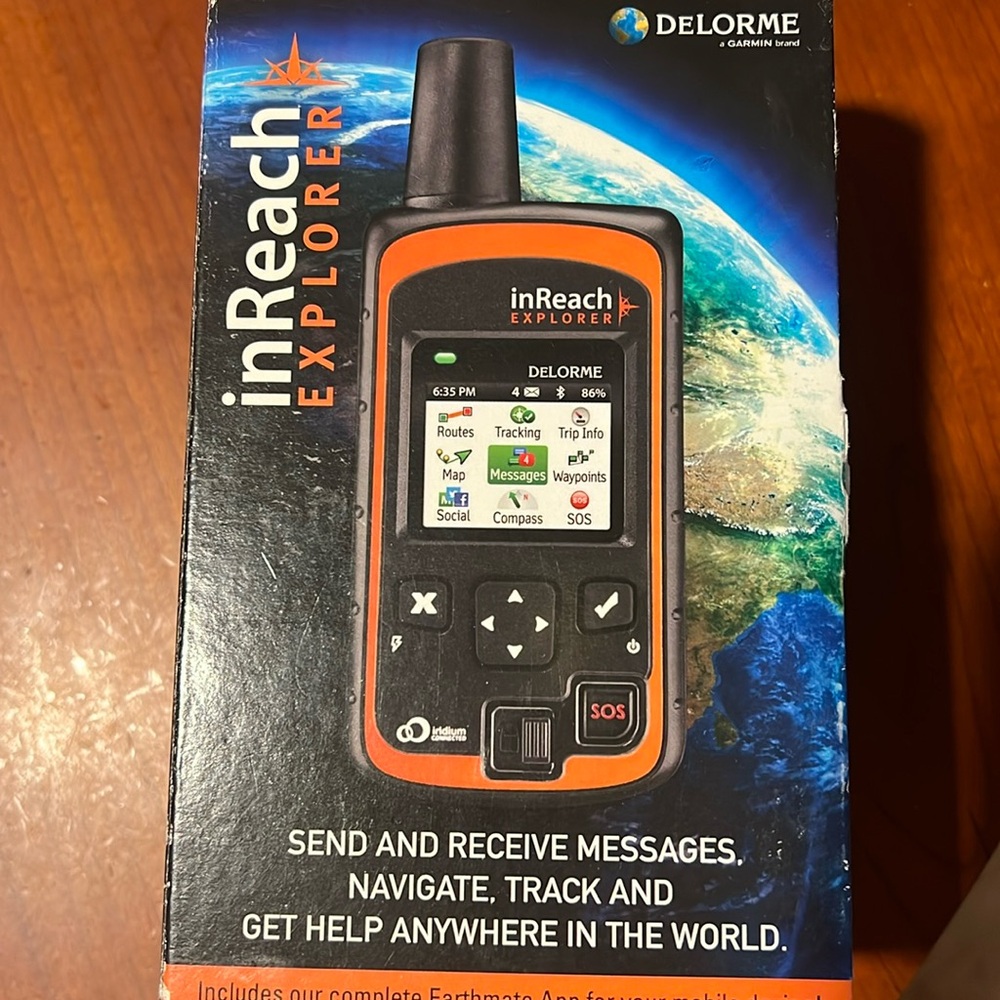 DeLorme satellite communicator